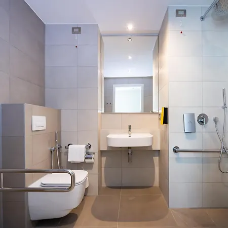 Staycity Venice 4* מסטרה