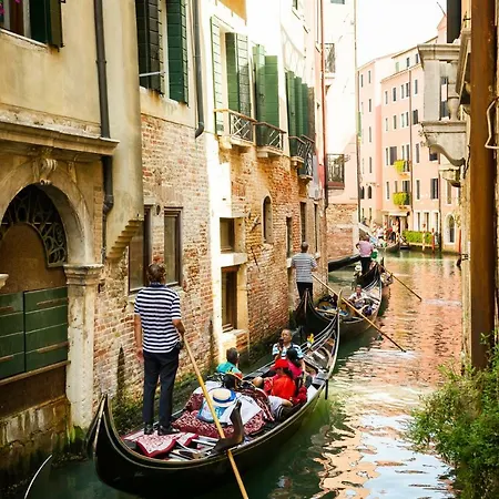 アパートホテル Staycity Venice メストレ