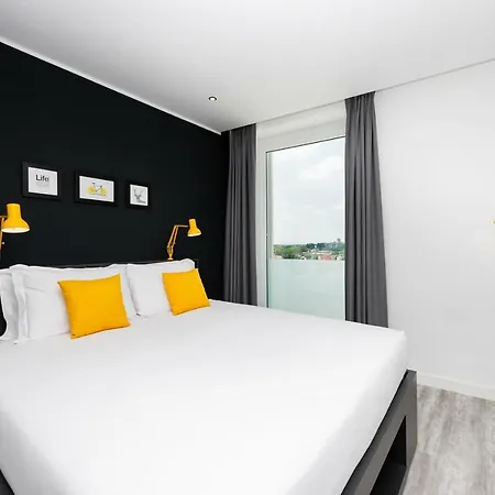 Staycity Venice 4* מסטרה