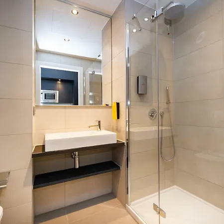 מלון דירות Staycity Venice